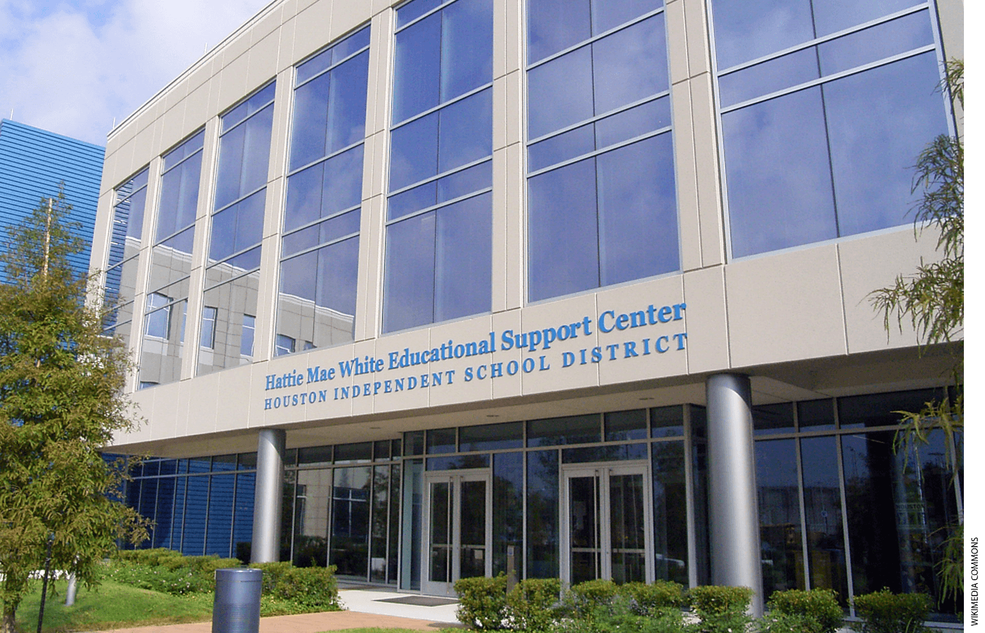 Exterior of Houston Independent School District building